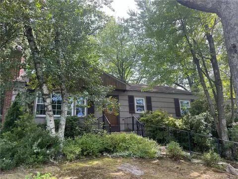 59 Liberty St, Newington, CT 06111