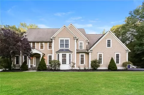 48 Wilders Pass, Canton, CT 06019