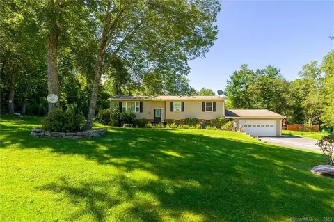 25 Polly Ave, Killingly, CT 06239