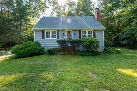 32 Glenn Dr, Tolland, CT 06084
