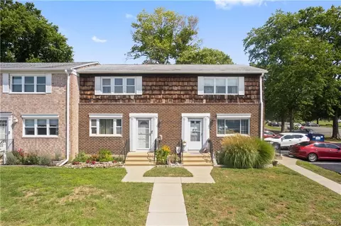 57 Shea Ave #57, Milford, CT 06460
