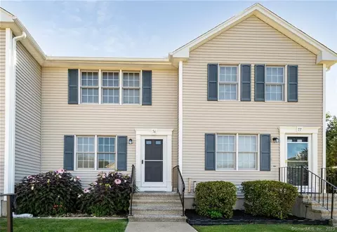 76 White Tail Ln #76, Wallingford, CT 06492