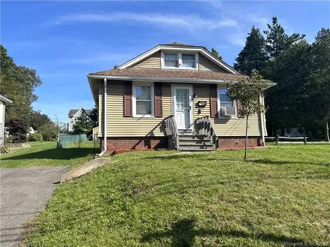 24 Plumb Ave, Meriden, CT 06450