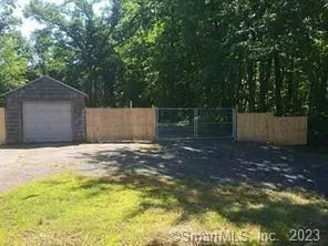 41 Old Windsor Rd, Bloomfield, CT 06002