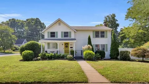 250 Porter St, Manchester, CT 06040
