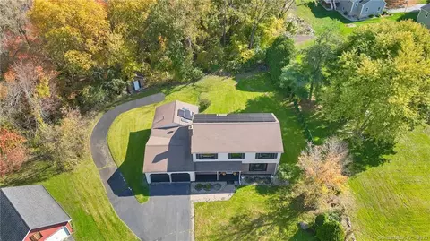 62 Sawka Cir, Windsor, CT 06095