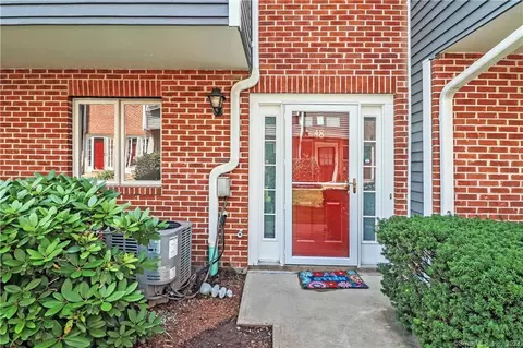 7 Seir Hill Rd #48, Norwalk, CT 06850