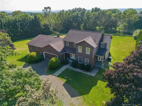 1191 Guernseytown Rd, Watertown, CT 06795
