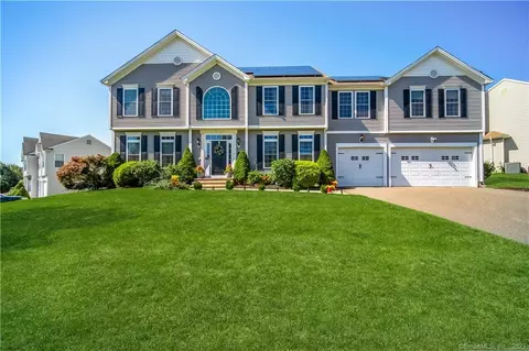41 Annello Way, Middletown, CT 06457