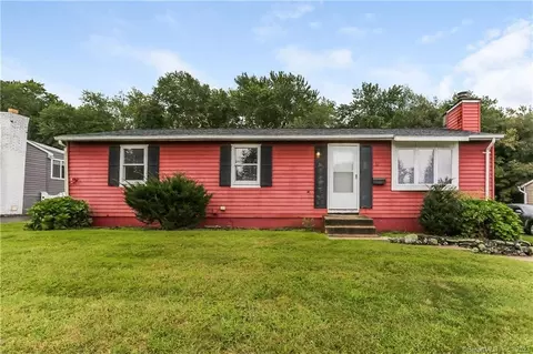 61 Eastside Blvd, Waterbury, CT 06706