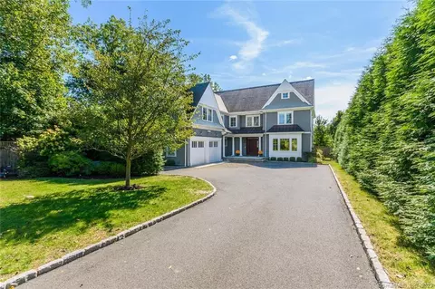 178 Middlesex Rd, Darien, CT 06820