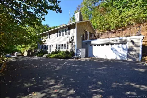38 Hillspoint Rd, Westport, CT 06880