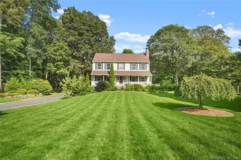 1344 Monroe Tpke, Monroe, CT 06468