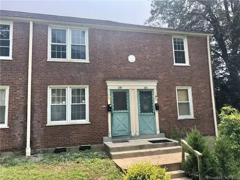 15 Forest St #B, Manchester, CT 06040