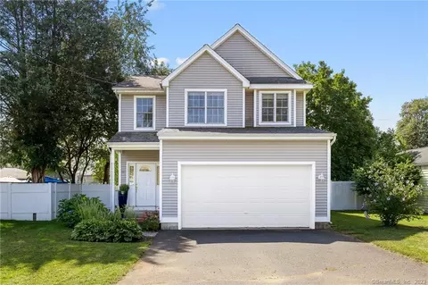 111 Piper Brook Ave, Newington, CT 06111
