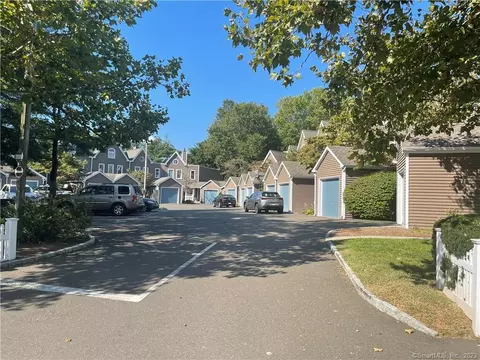 566 Newfield Ave #13, Stamford, CT 06905