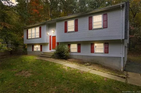 83 Indiantown Rd, Ledyard, CT 06339