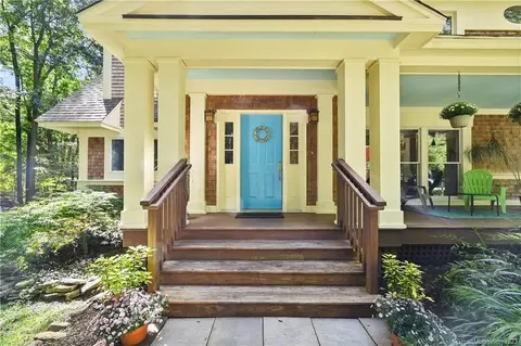 55 Gallows Hill Rd, Redding, CT 06896