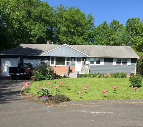 29 Mills Rd, Windsor, CT 06095