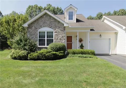 11 Ninas Way, Manchester, CT 06040