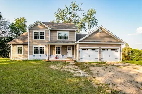 7 J Ryan Way, Watertown, CT 06795