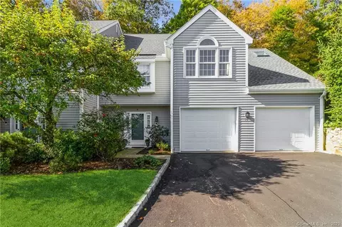 120 Prospect St #15, Ridgefield, CT 06877