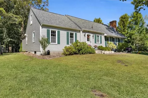 35 Granite Rd, Glastonbury, CT 06033