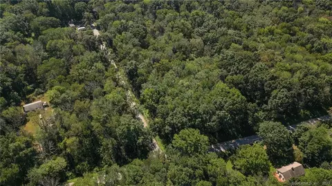 00 Estabrooks Rd, Hampton, CT 06427