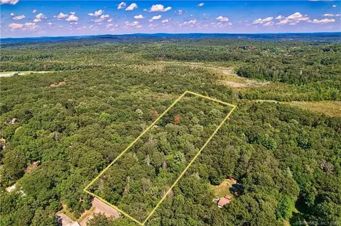 10 Cedar Swamp Rd #10, Mansfield, CT 06250