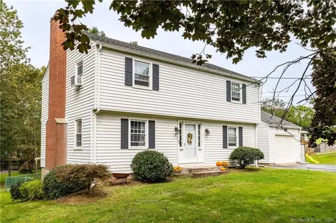 31 Toad Ridge Rd, Middlefield, CT 06455