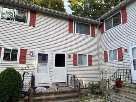421 Allen St #C6, New Britain, CT 06053
