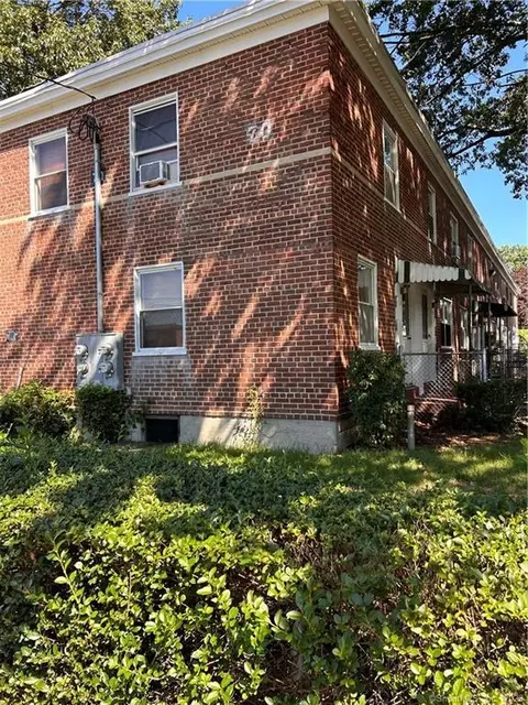 70 Court D #62, Bridgeport, CT 06610