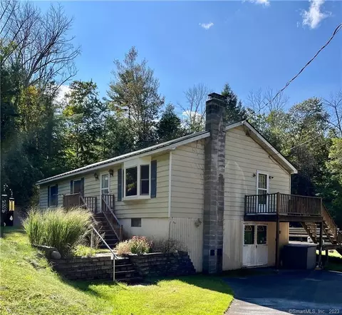 87 Point Of Rock Rd, Canaan, CT 06031
