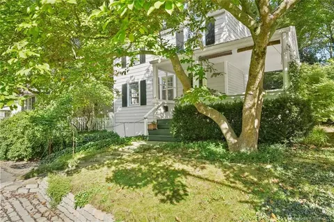 26 Union Ave, Norwalk, CT 06851