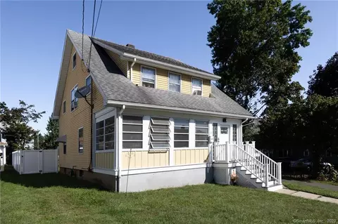 12 Eastview St, Hartford, CT 06114
