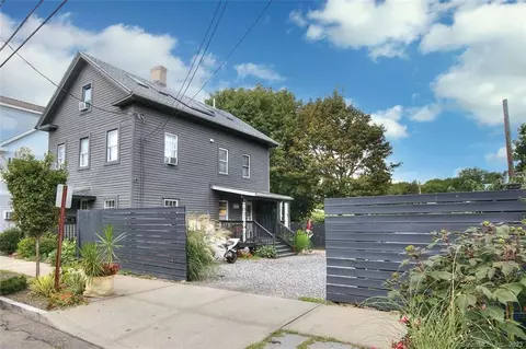 11 Clay St, New Haven, CT 06513