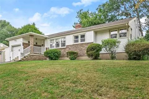 10 Reut Dr, Stratford, CT 06614
