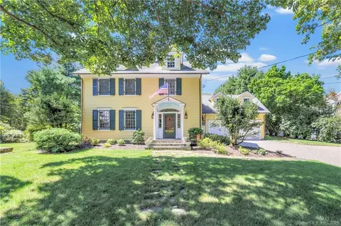 52 Center St, Westport, CT 06880