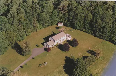 48 Belden St, Canaan, CT 06031