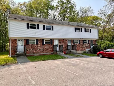 115 Woodland Dr #C, Montville, CT 06382