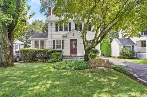 47 Lawton Ave, Stamford, CT 06907