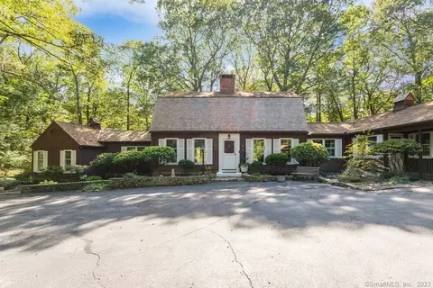 91 Pinetree Rd, Redding, CT 06896