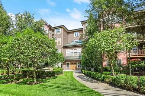 100 Richards Ave #114, Norwalk, CT 06854