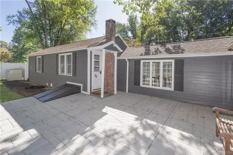 92 Ironworks Hill Rd, Brookfield, CT 06804