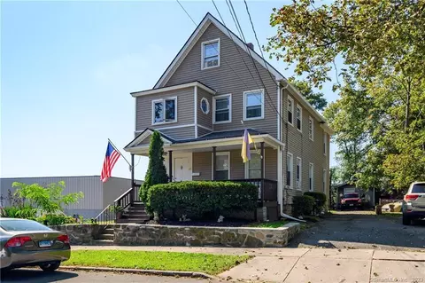 96 Avon St, Stratford, CT 06615