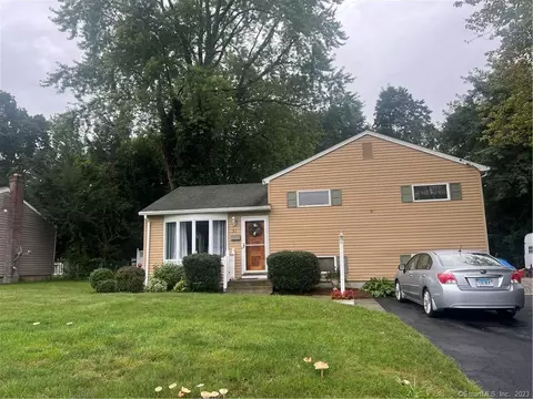 51 Deborah Dr, East Hartford, CT 06118