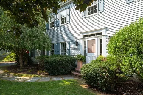 12 Pleasant Point Rd, Branford, CT 06405