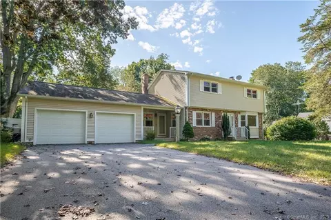 35 Adams Dr, Norwich, CT 06360