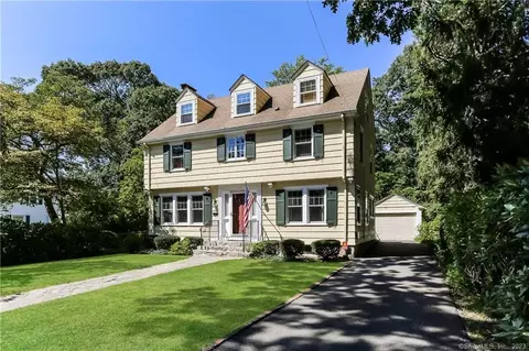 119 Glenwood Ave, New London, CT 06320