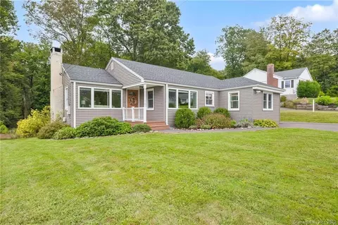 260 Mountain Rd, Ellington, CT 06029